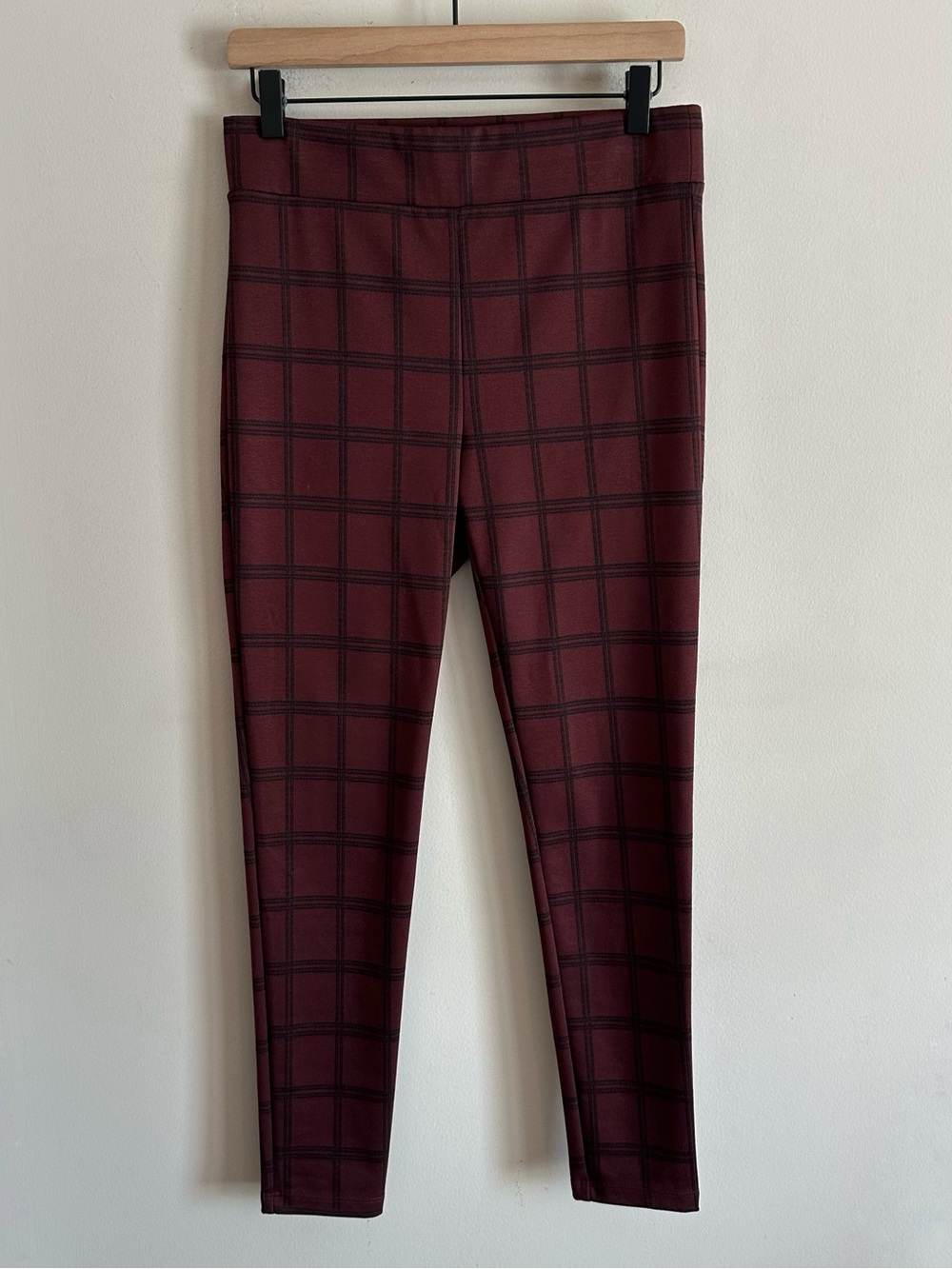 NWT LOFT Ponte Knit Leggings Pull On Pants Plaid Red Burgundy 569376 Small